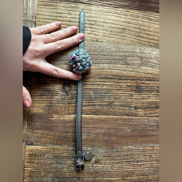 Floral Dog Collar with Multicolor Flower - Picture 10 of 10